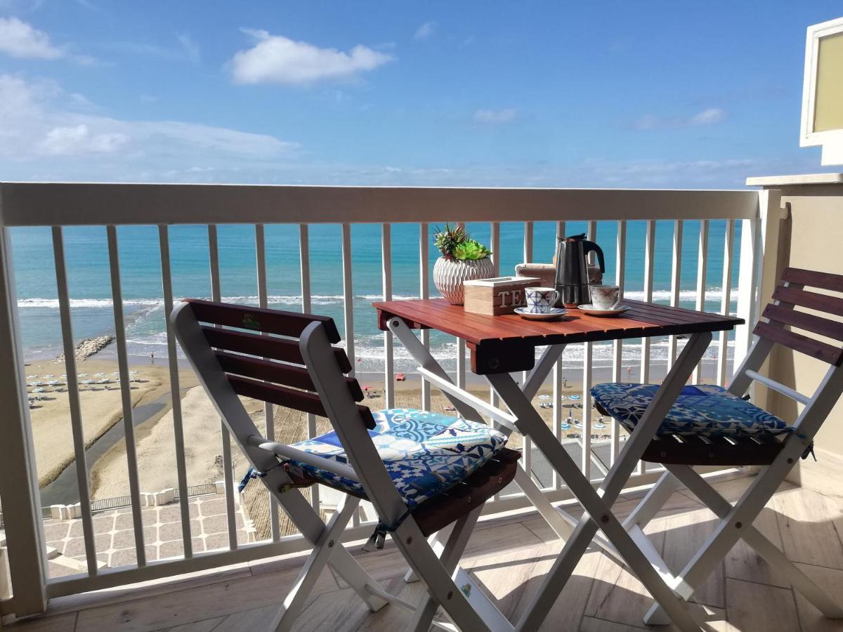 La Terrazza Sul Tirreno Daire Nettuno Dış mekan fotoğraf